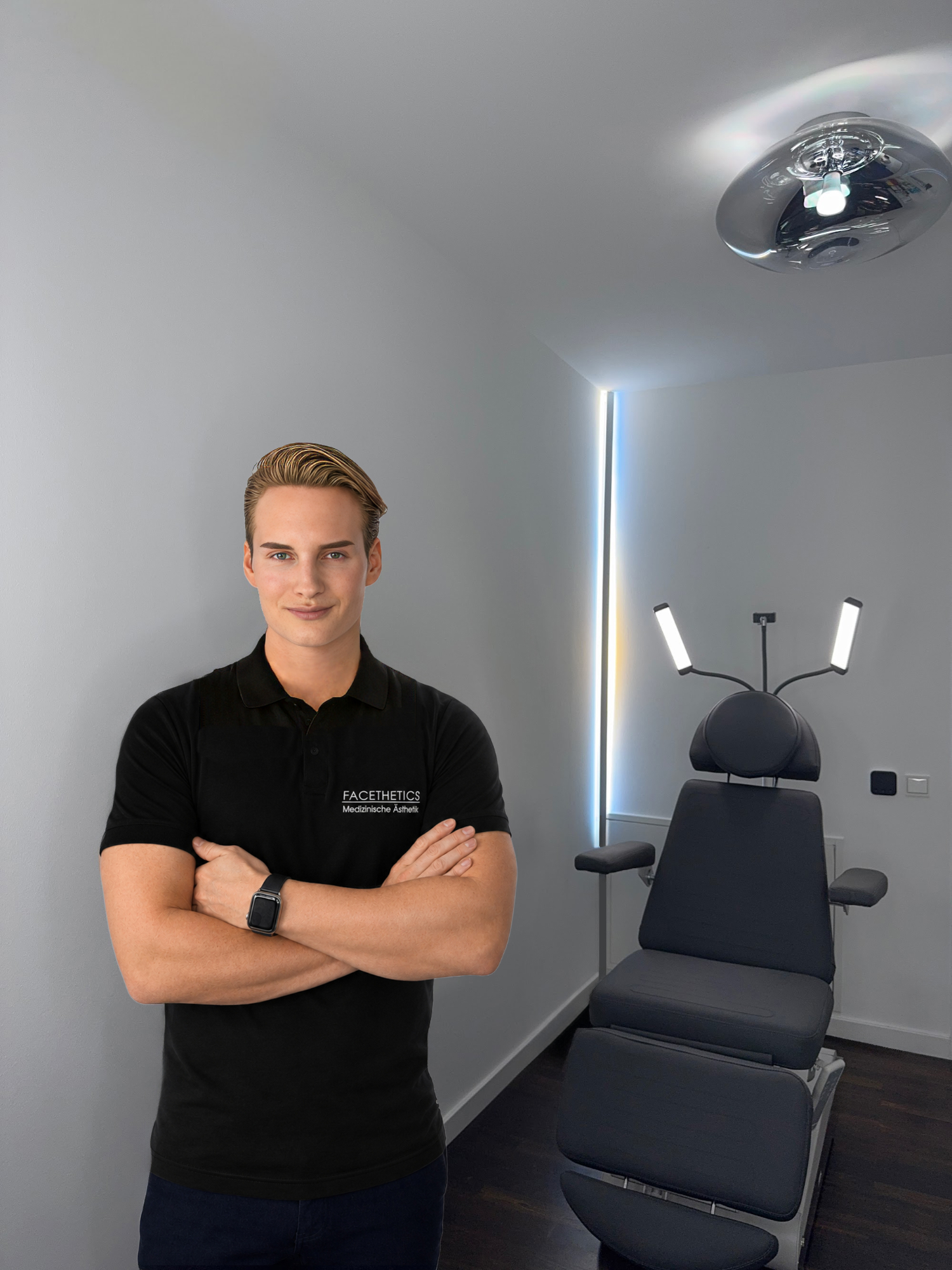 Fabian Elsner in seiner Berliner Schönheitspraxis.